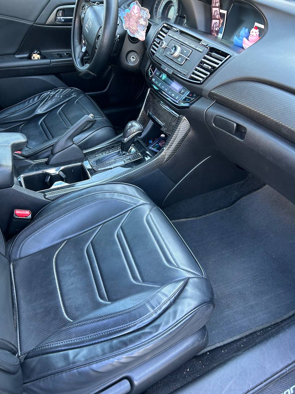 Mobile interior car detailing in Kissimmee, FL - Honda Accord black leather interior